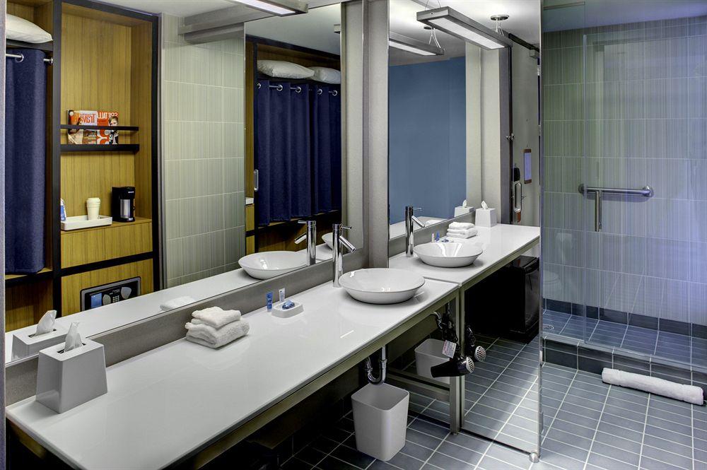 Hotel Aloft Bengaluru Whitefield Extérieur photo